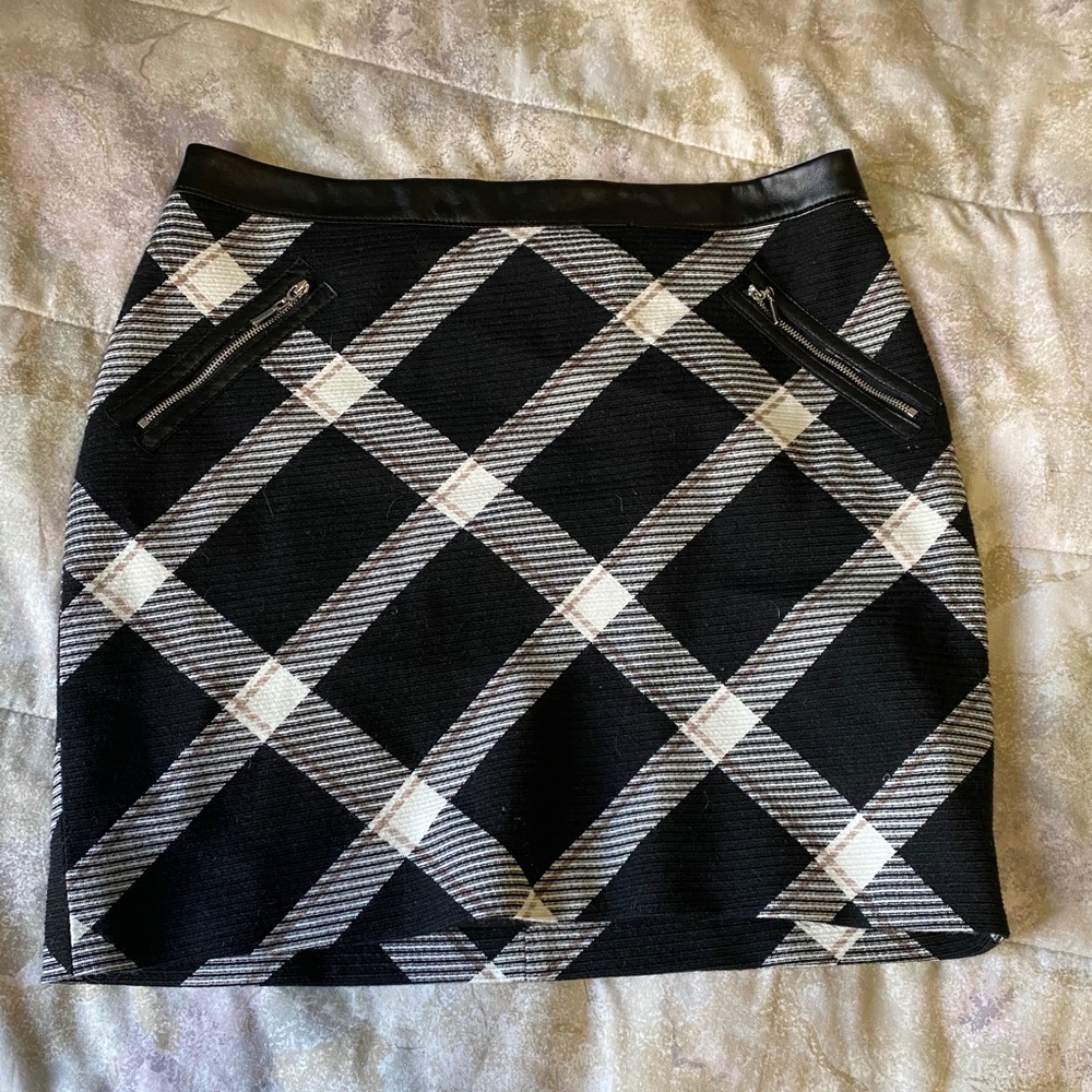 WHBM zip-up skirt